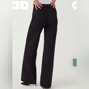 SPANX The Perfect Women’s Pant, Wide Leg,  color black size S/ CH / P ( fit M)